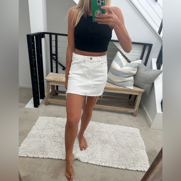 Calvin Klein Jeans Dresses & Skirts - Calvin Klein White Denim Mini Skirt High Rise Frayed Hem Summer | Size 26